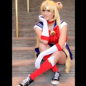 Sailor Moon classic cosplay costume complete getup